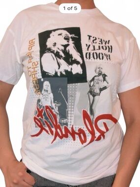 White t shirt women’s